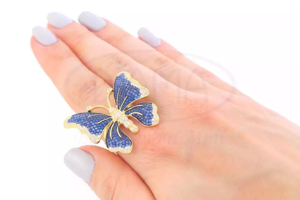 Каблучка срібна з цирконом фото 1