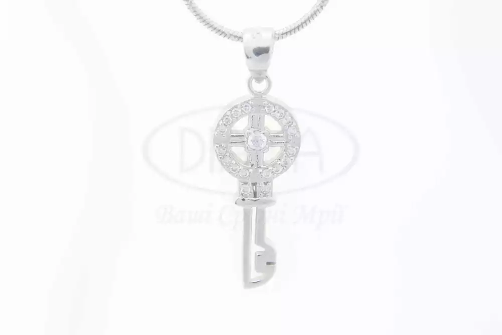 Срібна підвіска ключик з Цирконом фото 1