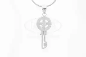 Срібна підвіска ключик з Цирконом