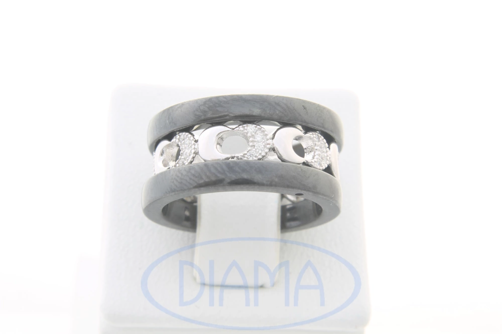 Чорна керамічна каблучка з сріблом фото 1