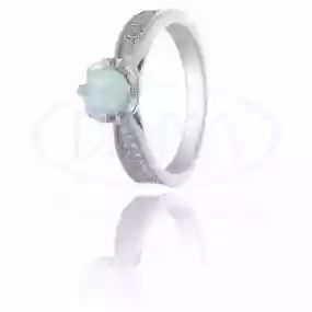 Срібна каблучка з Опалом