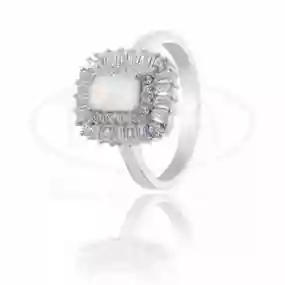 Каблучка срібна з Опалом