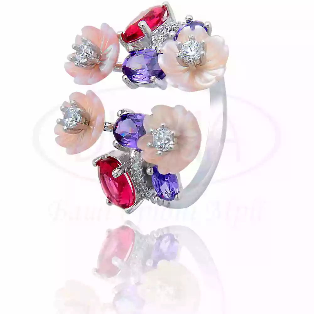 Срібна каблучка з перламутром фото 1