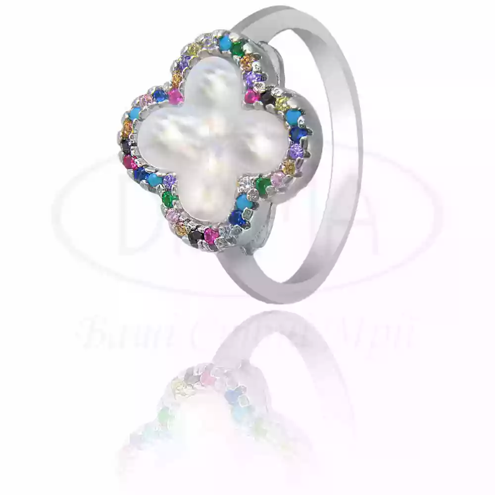 Срібна каблучка "Клевер" з перламутром фото 1