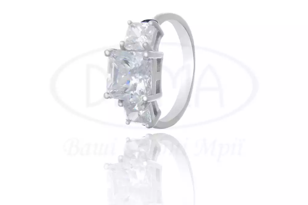 Каблучка з цирконом фото 1