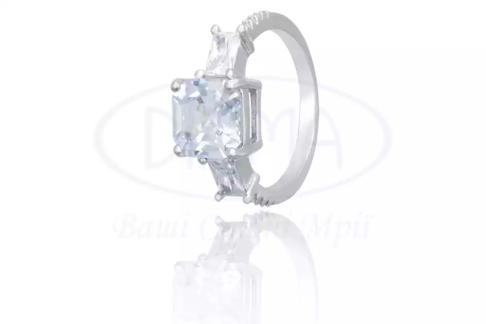 Срібна каблучка з Цирконом фото 1