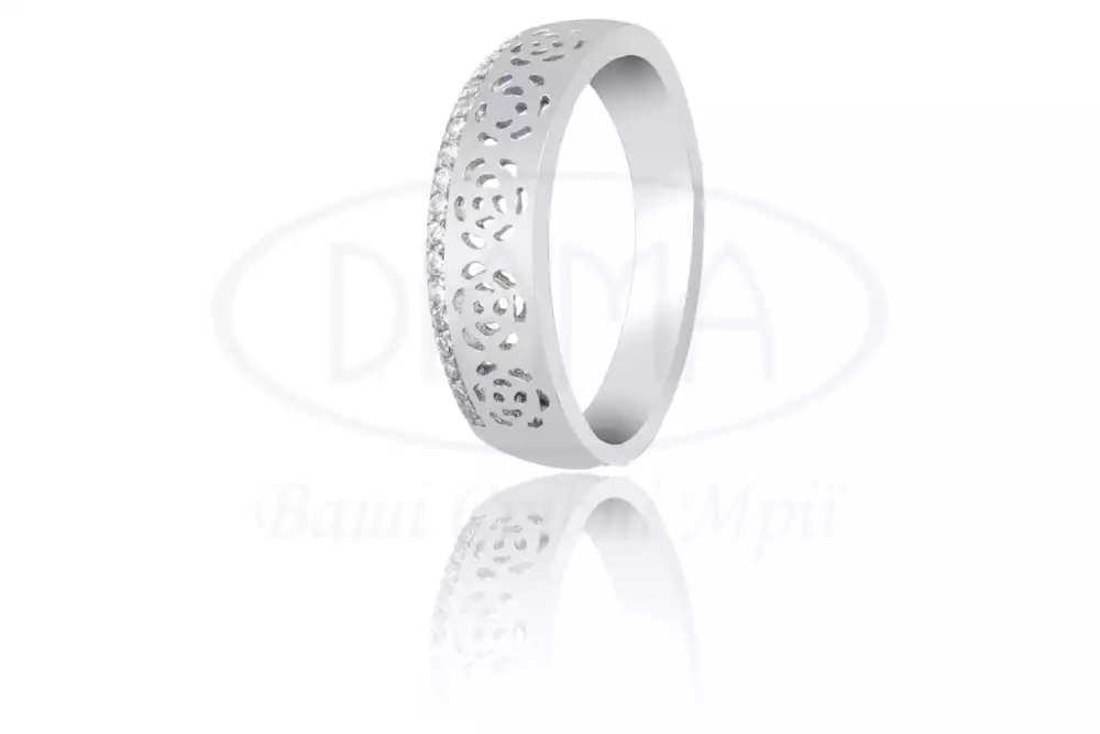 Срібна каблучка з цирконом фото 1