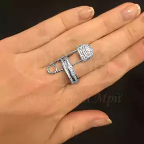 Срібна каблучка