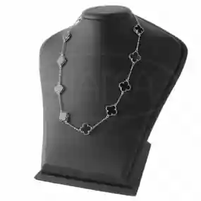 Кольє з чорним клевером