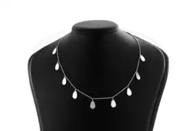 Срібне кольє з краплями