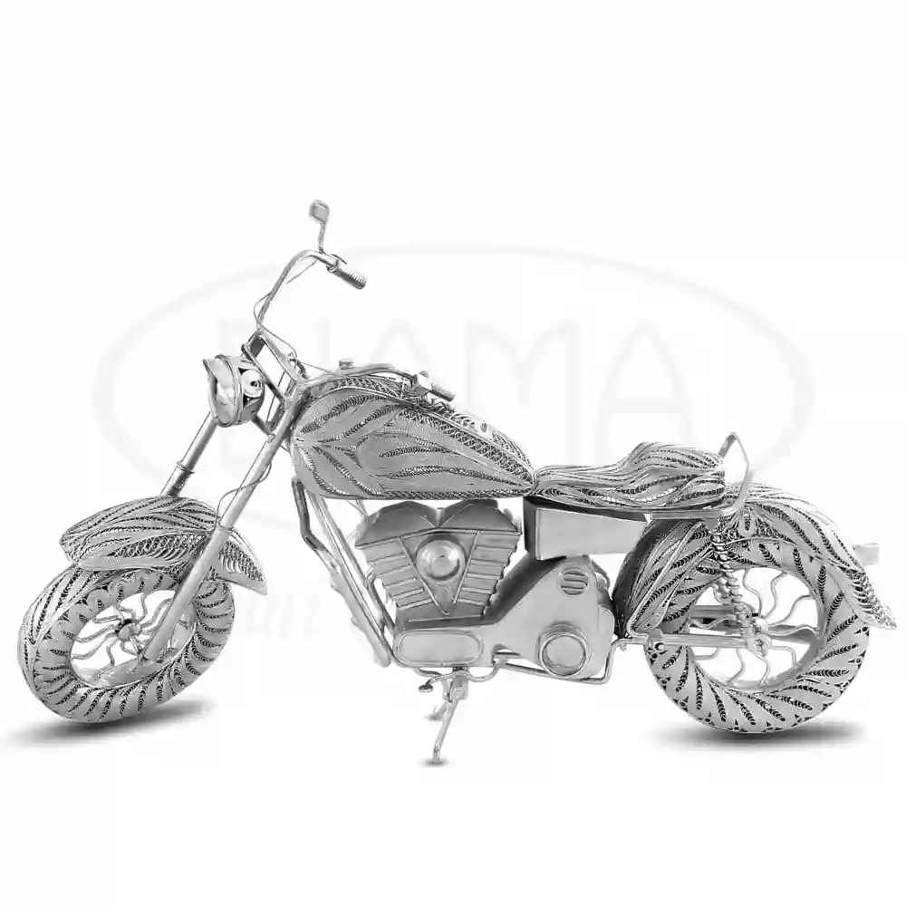 Срібна статуетка "Мотоцикла" фото 1