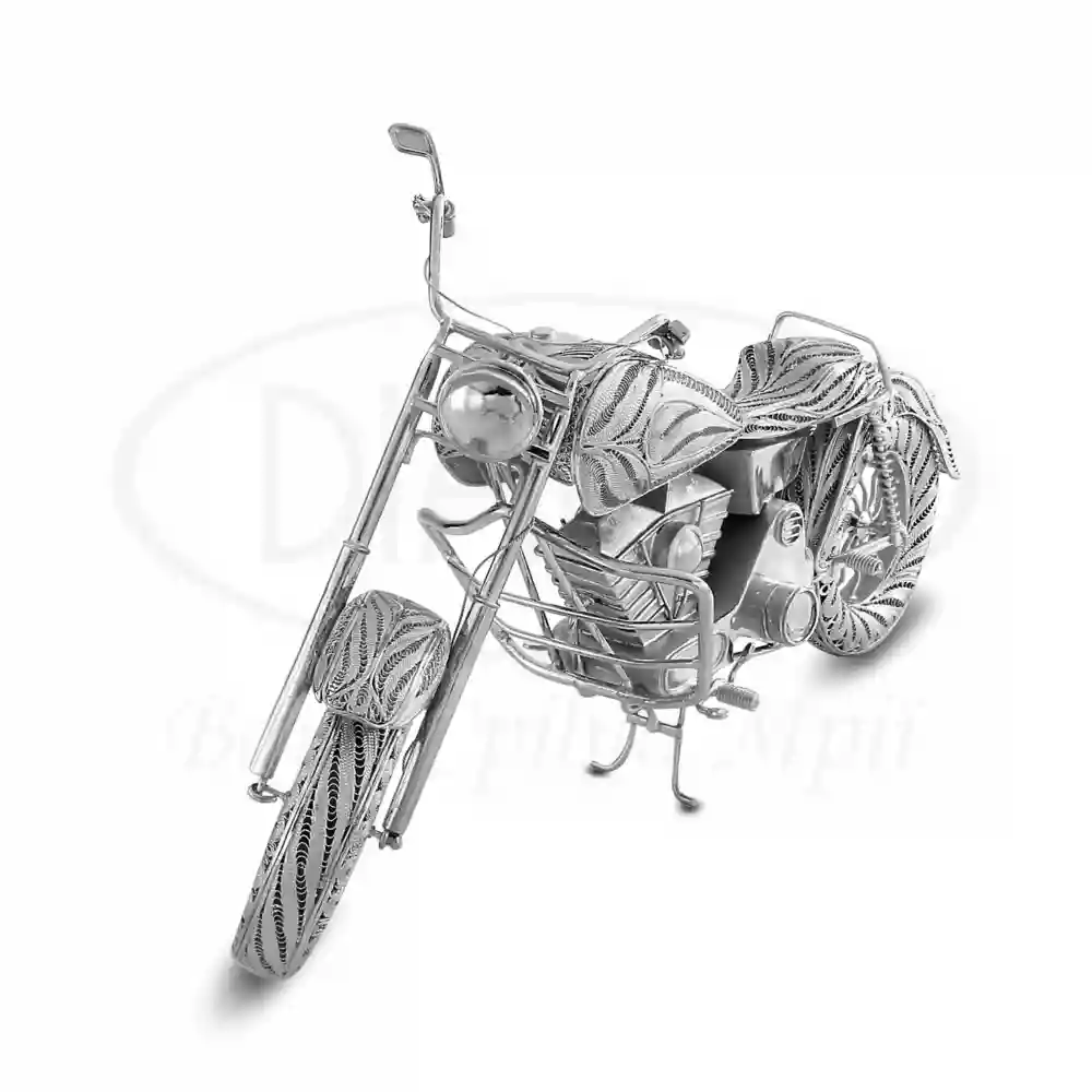 Срібна статуетка "Мотоцикла" фото 2