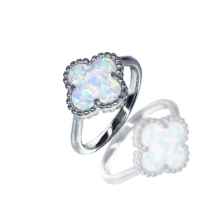 Каблучка срібна з опалом білим